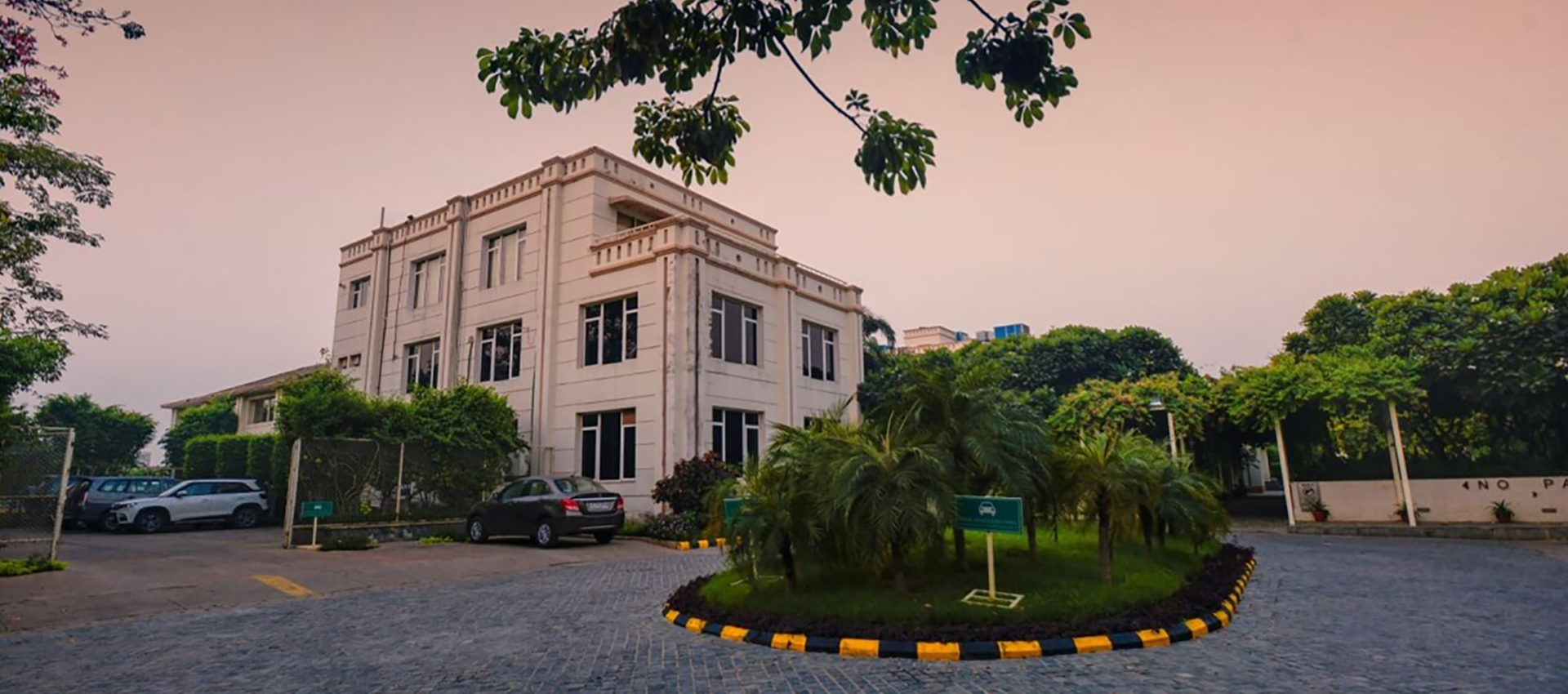Rangers Club - Hotels and Resorts